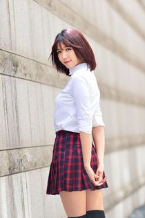 Young amateur bunny loves